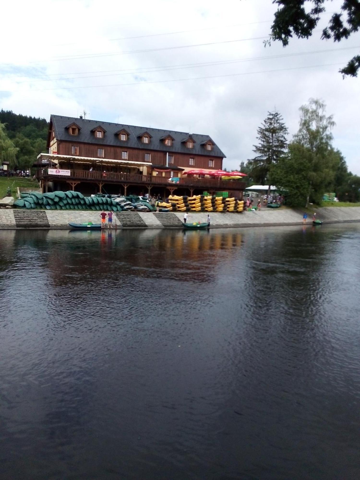 Apartman Leo Nr. 8 Lipno Nad Vltavou Zewnętrze zdjęcie